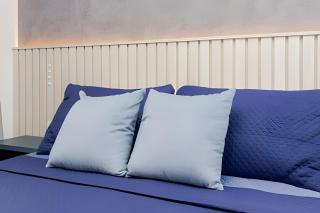 Apartamentos para casal com cama Queen - Piscina e Academia no Centro de Curitiba - Curitiba - 2