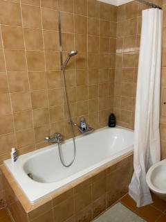 Downtown apartment with private bathroom - Mendrisio - 3