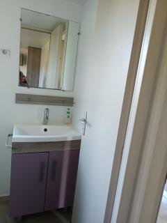 BJ Chalets - Simonsgat 40 - Vakantiepark Lauwersoog- Chalet aan SPEELTUIN - Lauwersoog - 2