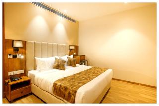 Near Mahakal Temple HOTEL A-Palace,Ujjain,Fully Air conditioned Rooms Prime Location wifi Facilities, BEST HOTEL IN UJJAIN - Ujjain - 3