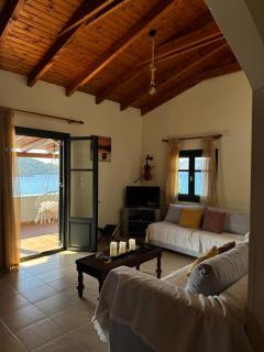 Tholos Alexandra's Beachfront House - 5