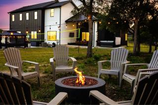 Designer Home with Hot Tub BBQ & Hill Views - 1