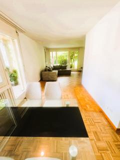 Properties with Lake View and Balcony in the Center of Zurich HWA - Zurique - 0
