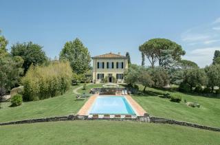 Historic Villa With Pool In The Lucca Hills - Lucca - 0