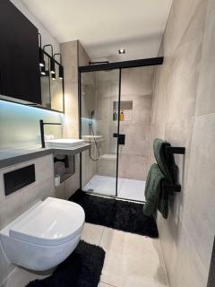 Central London 2 Bedroom Modern Apartment - 2
