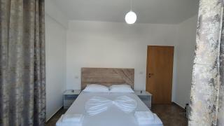 Coastal Haven Apartment - Sarandë - 2