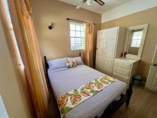 Lovely and cozy 2 bedroom apt with oceanic view - Roger - 0