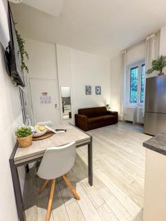 DEA DREAMS - Porta Romana - Milán - 6