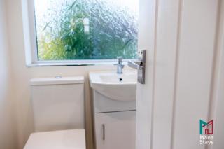 Modern 3-Bed Home, Superfast Wi-Fi, Netflix, Near City Centre & Hospital - Foleshill - 6