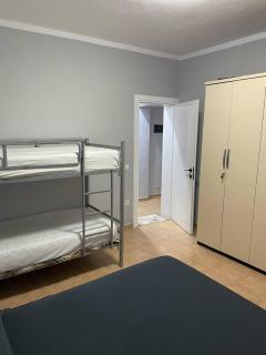 Golem Guesthouse - Golem - 3