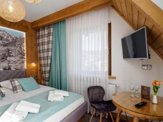 Apartamenty Małe Ciche z jacuzzi ogrodowym, widokiem na góry - Ciche Małe - 8
