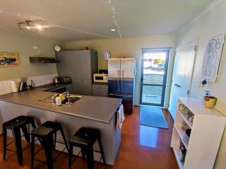 Relax away on Quail Way - 3
