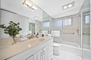 Coco Palms Apartments By Lowkl - Lighthouse Point - 1