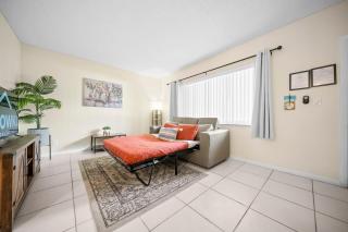Coco Palms Apartments By Lowkl - Lighthouse Point - 2