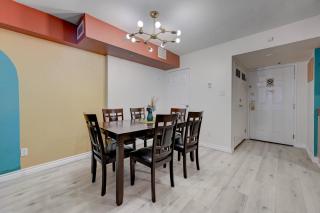 Penthouse with Epic Strip Views - 2Bd & 2Ba - NO RESORT FEES! - Las Vegas - 5