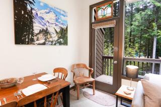 Shuksan Suite - Deming - 1