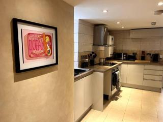 Central Brecon Apartment - Brecon - 7