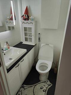Peaceful row house with a forest facing backyard - Kuopio - 1