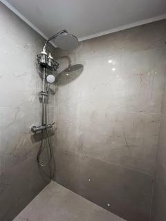 Filopappou Nest - Athen - 2