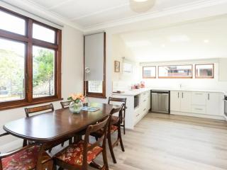 The Cozy Cottage - 8