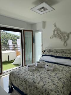 Appartamento Rapallo - Le 5 Terre - Portofino - Sky Garden Maria Jose - Attico vista mare - Terraces - 2 bagni- 2 Camera da Letto - Box, Wi-fi, Idromassaggio Free inteiro Attico per Voi, con Ascensore - Rapallo - 9