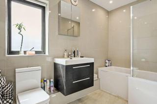 Stylish 2BR with Balcony in Islington - 4 people - Londra - 7