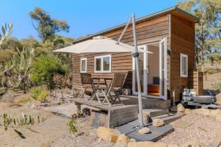 Off grid Tiny House in the bush, 5min from town - 9