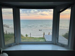 Luxury Beach House with stairs to a Private Sandy Beach! - Wainfleet - 7