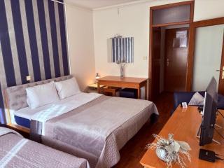 Hotel Belvedere Casa - Kraljevo - 4