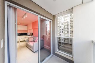Studio Pink com ar, varanda, academia e piscina - 1