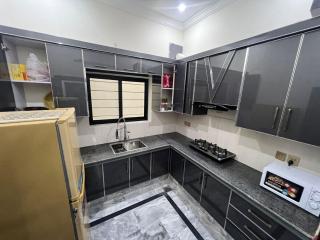 B3 Residence - 2 Bedrooms Flat 3 - - 3