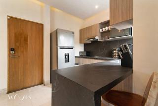 Prime 5th Ave Stay - 2BR with King Beds & City Views - Playa del Carmen - 3