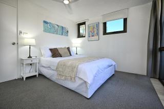 Salt and Sand, Ocean Views and Prime Location - Caloundra - 5