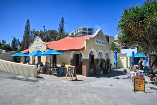 Salt and Sand, Ocean Views and Prime Location - Caloundra - 1