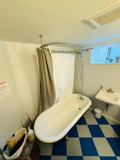 Southeast Portland Parkside Gem on Mount Tabor - 7