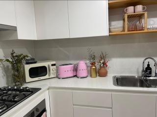 Dreamy Modern Oasis in the City - Wollongong - 4
