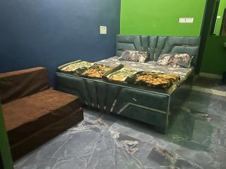 Shree Sundar Guest House - Ayodhya - 0