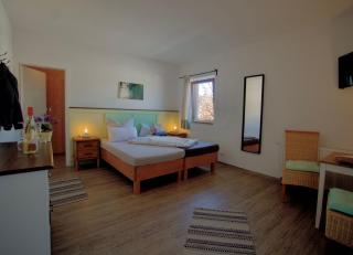 Landgut Seebühne - Aparthotel Steigerwald - 2