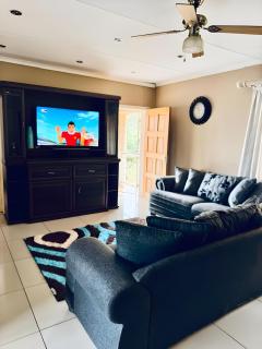 Rosewood Stay - Mbabane - 4