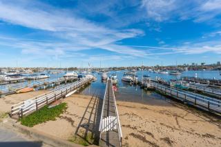Sleeps 18 Dock Walk to Beach Balboa Fun Zone Dining Edgewater Place - Newport Beach - 8
