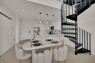 Casa Nube with Beach Club, Pickleball Court , Gym & Spa, Near Airport & Las Vegas Strip - 3