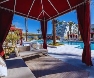 Casa Nube with Beach Club, Pickleball Court , Gym & Spa, Near Airport & Las Vegas Strip - Las Vegas - 3