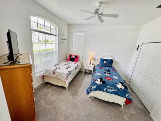 6 Bed Pool Home On Golf Community 208 - 9