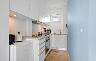 Stunning Home In Allinge With Wifi - Allinge - 5