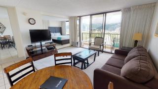 Spacious Waikiki Banyan Condo with Ample Sleeping, Walk to Beach, Great Views and Free Parking (22201) - Honolulu - 9