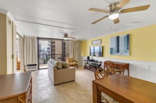 Oceanview Upper Floor Waikiki Condo with King Bed & Free Parking (12214) - 5