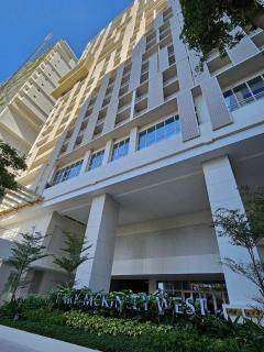Condo Suite 1 Bedroom McKinley West Taguig City - Manila - 0