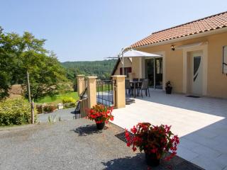 **Gîte cosy avec terrasses et jardin à 7 km de Montignac, tout équipé, idéal pour explorer la Dordogne** - FR-1-616-202 - Auriac-du-Périgord - 0