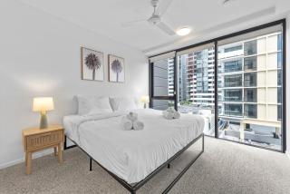 Stylish Fish Lane Apt with Roof Pool, Car Park and Gym - Brisbane - 8