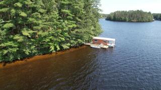 3 Epic Stays on Private Island - Glenfield - 0